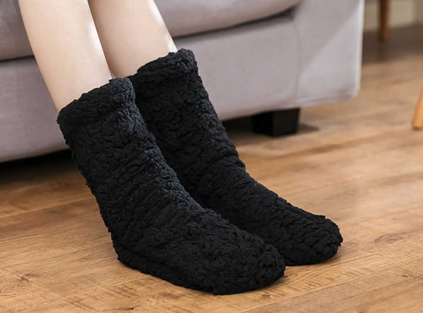 FitVille Women’s CloudCoat Slipper Socks V2