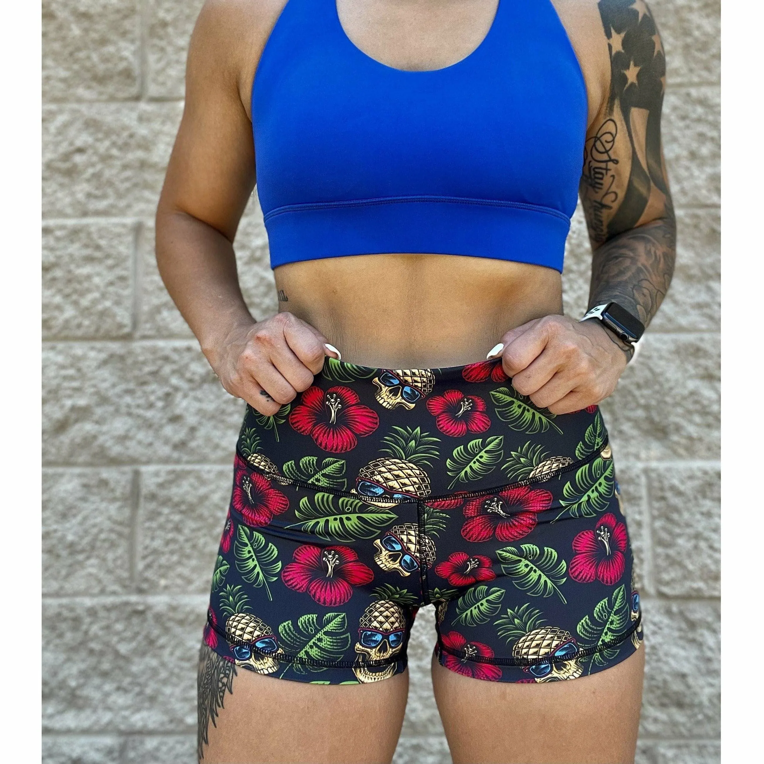 LADIES V2 MID-WAIST PERFORMANCE TRAINING SHORTS